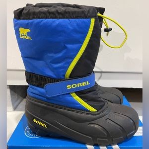 Sorel Unisex Snow boots Big Kids size 4